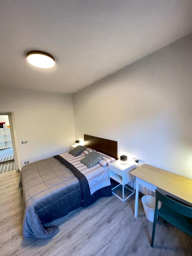 Smart Silver Apartment Central Бергамо Екстериор снимка