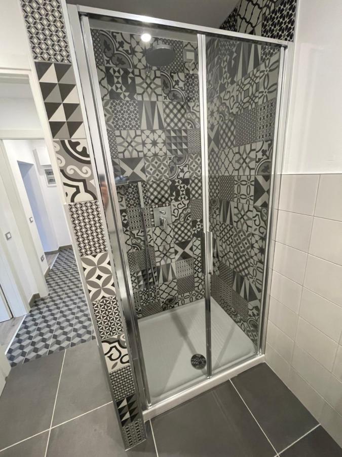 Smart Silver Apartment Central Бергамо Екстериор снимка